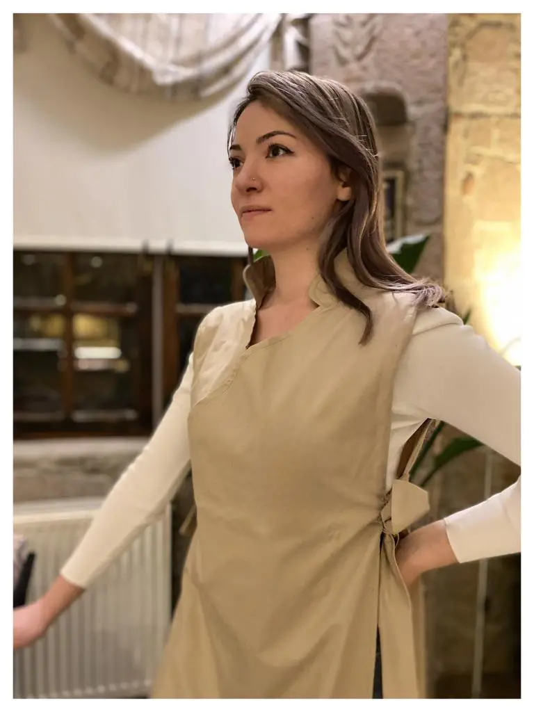 Yandan Bağlamalı Önlük